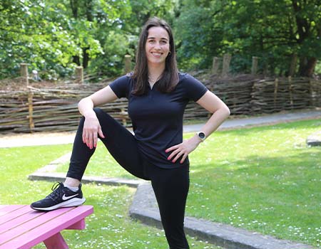 Dempsey Demeyer toont haar workoutroutine als personal trainer.