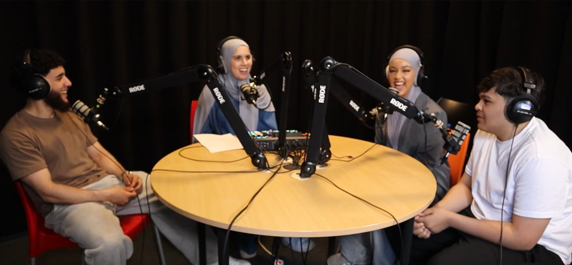 Foto Wat is de "Laat je STEM horen" videopodcast?