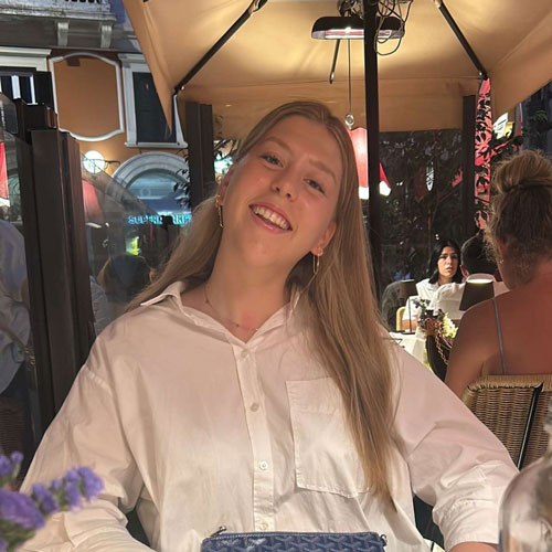 Eline Deschilder, studente financiën en verzekeringen aan HOGENT.