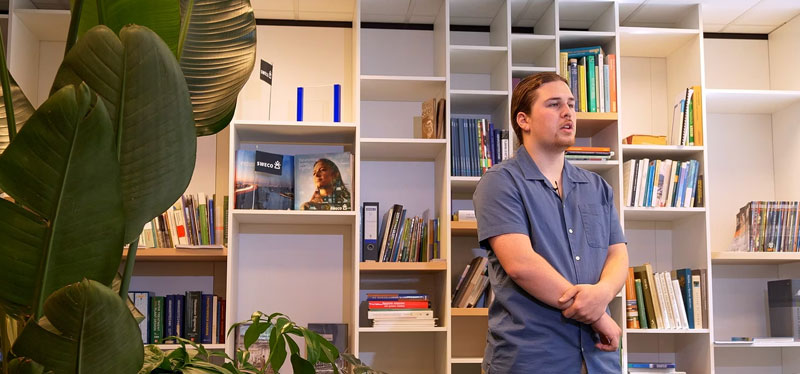 Derdejaarsstudent Ilian vertelt over zijn ervaring met duaal leren in de bachelor elektromechanica van HOGENT.