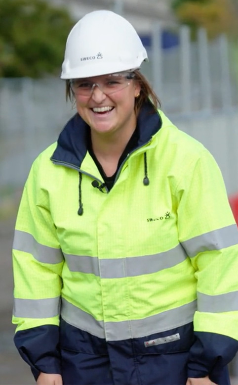 Marie Zwaenepoel, oud-studente van HOGENT en landmeter bij Sweco.