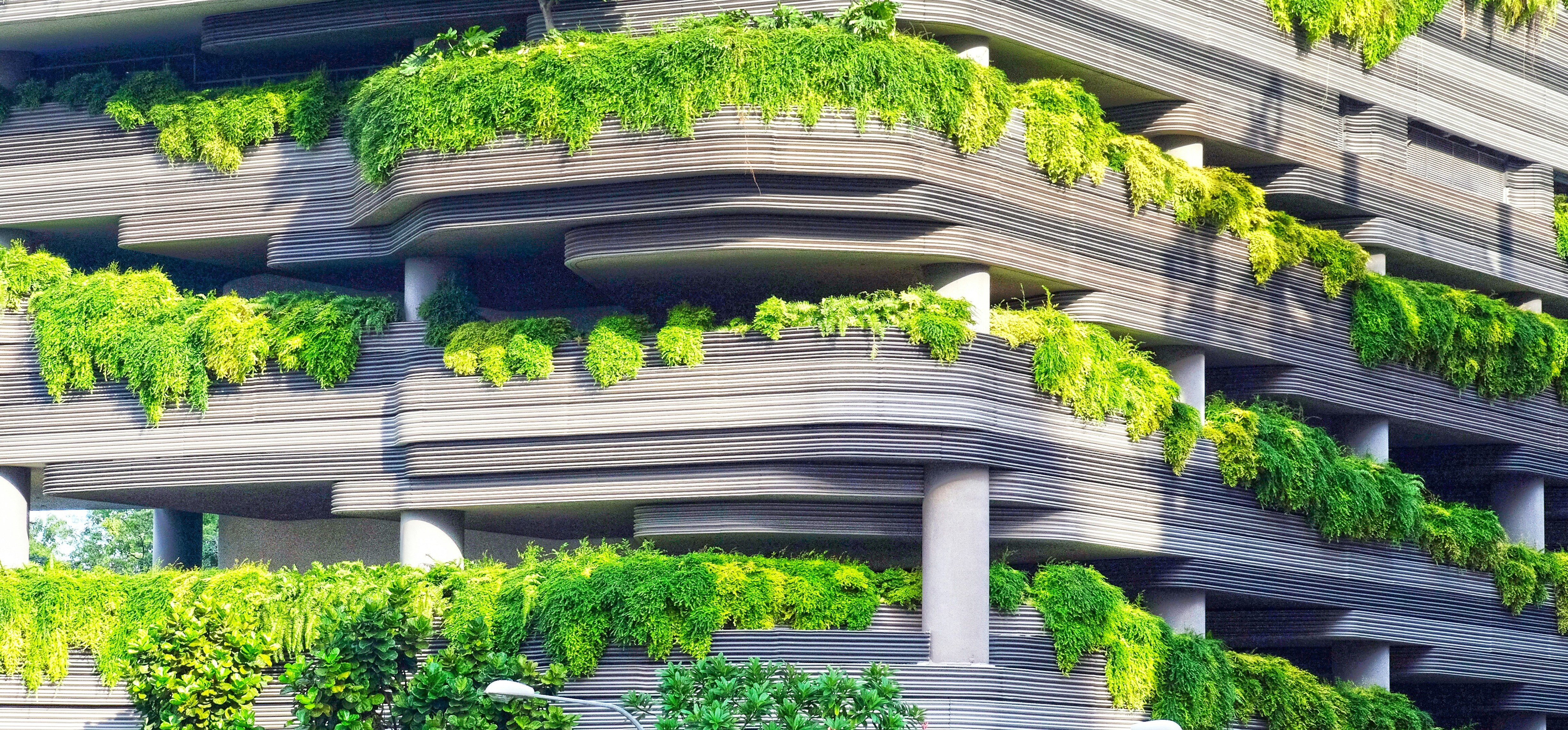 Foto Making cities more climate-adaptive through small-scale interventions.